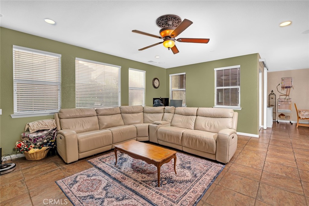 4027 Sisteron Ct, Merced, CA 95348