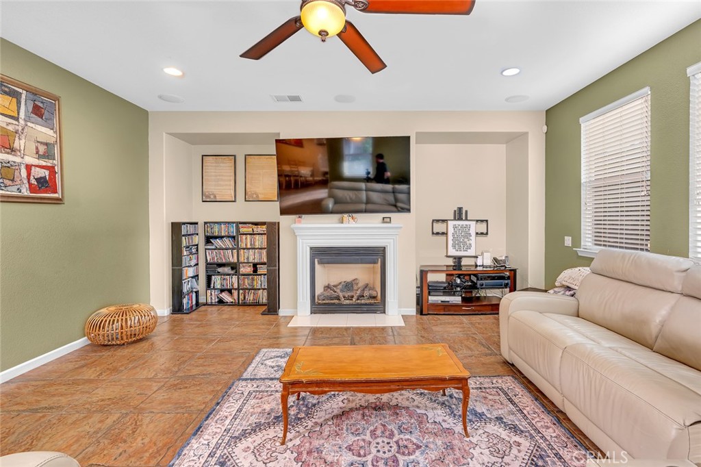 4027 Sisteron Ct, Merced, CA 95348