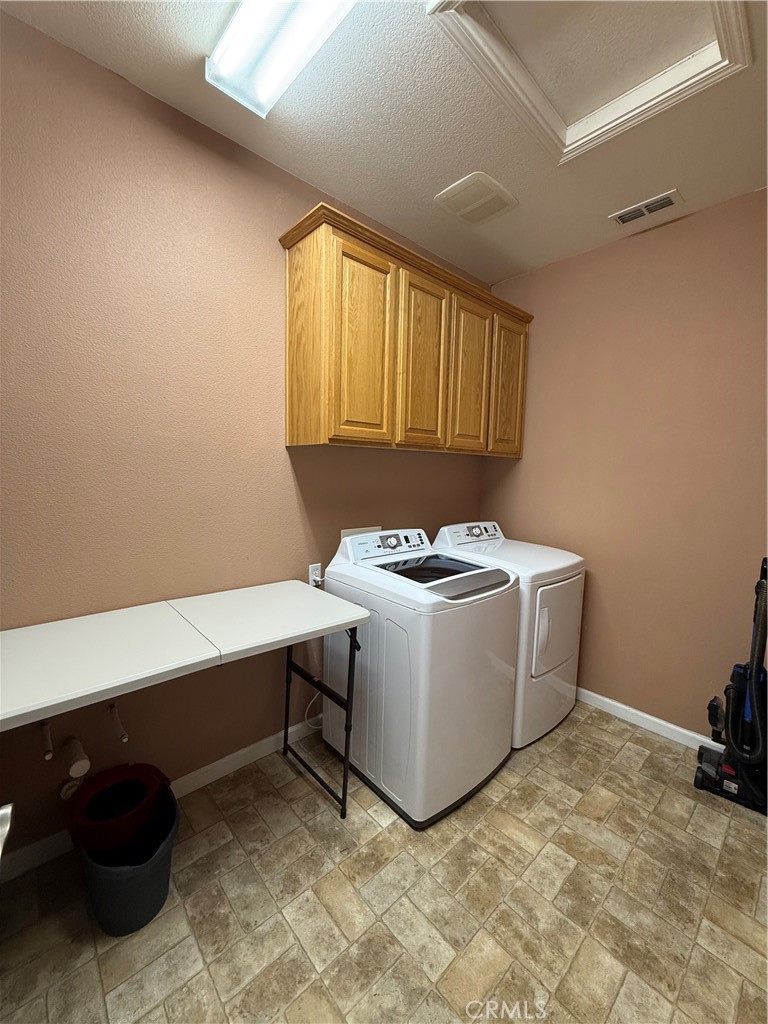 9190 Hunters Creek, Chowchilla, CA 93610