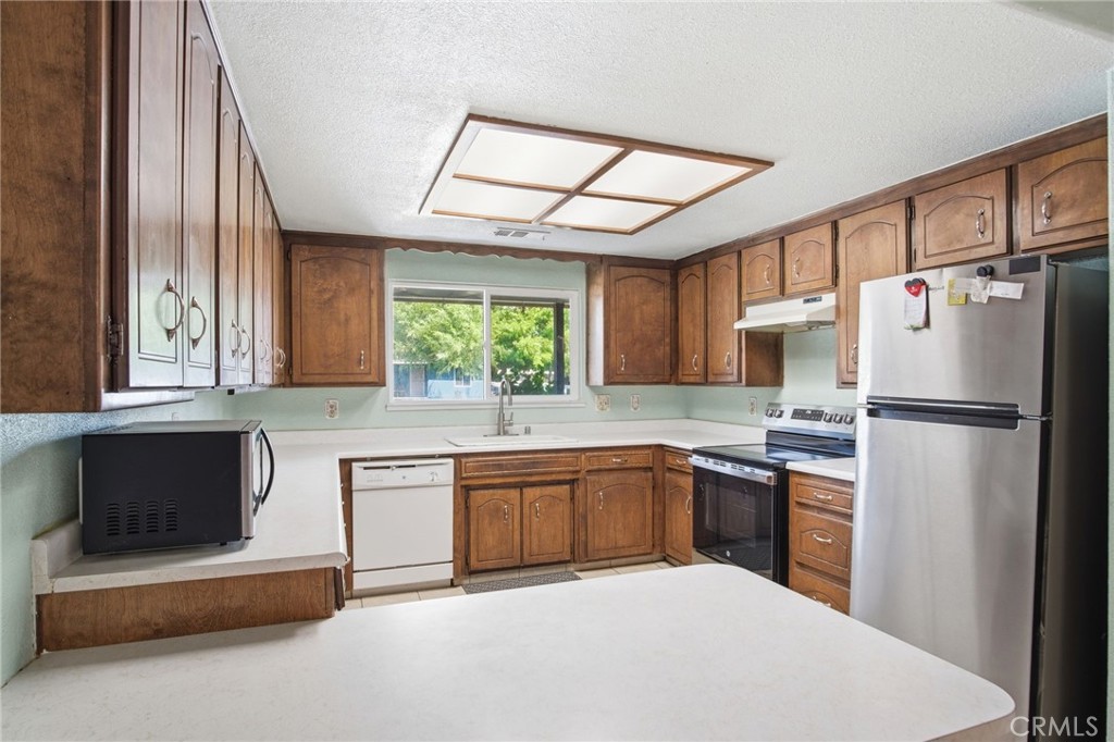 7161 Rita Way, Winton, CA 95388