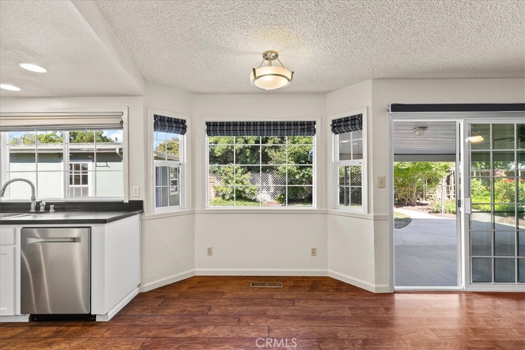 1325 Sherwood, Turlock, CA 95380