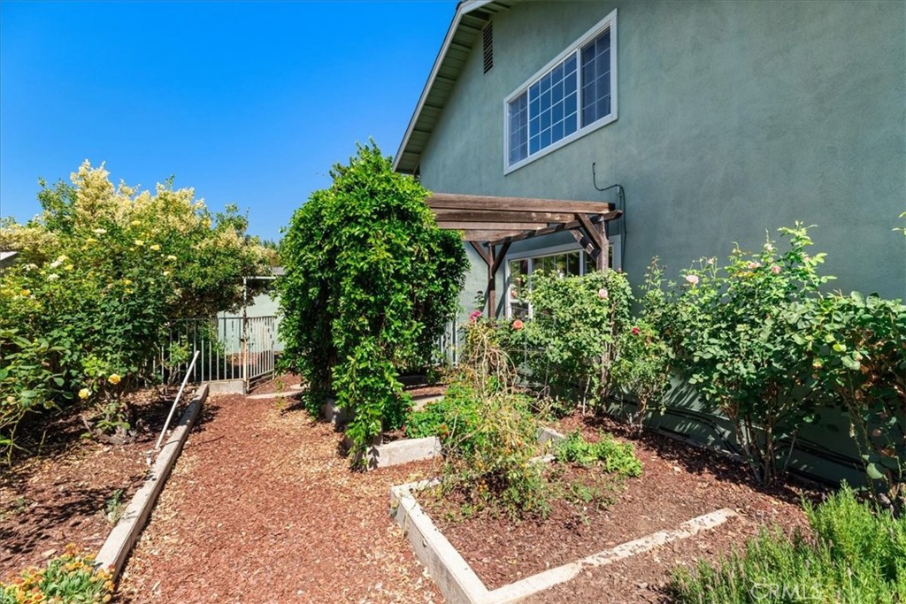 1325 Sherwood, Turlock, CA 95380