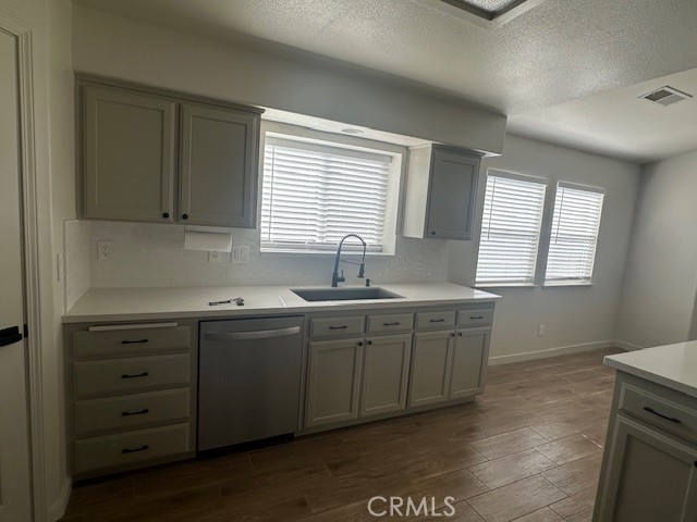 954 Calaveras, Chowchilla, CA 93610