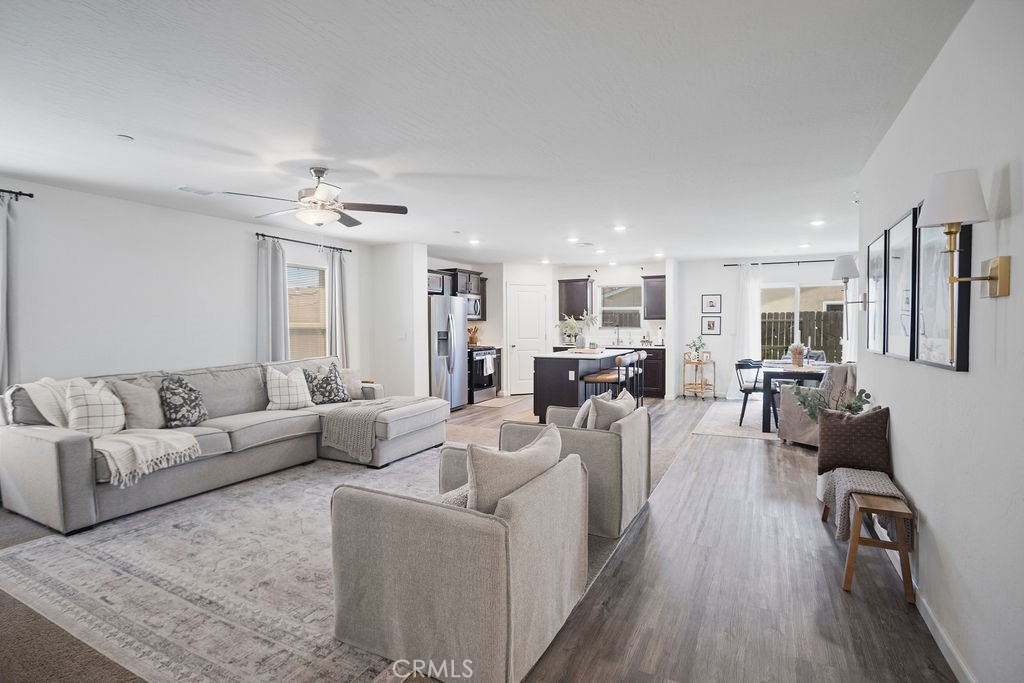 727 Veronica Ct, Merced, CA 95341