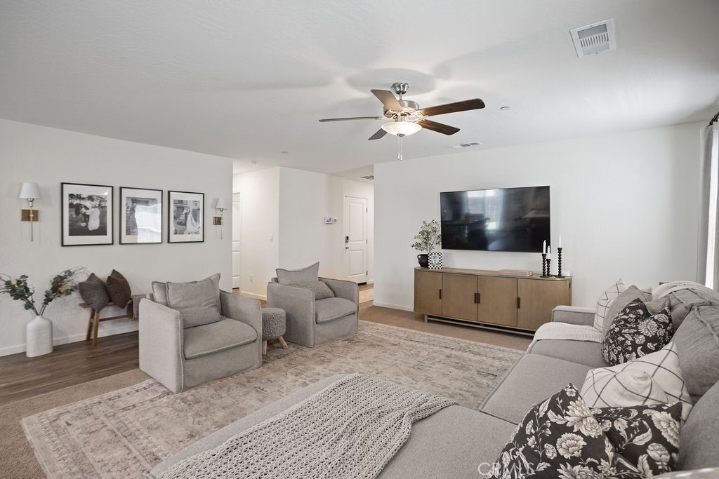 727 Veronica Ct, Merced, CA 95341