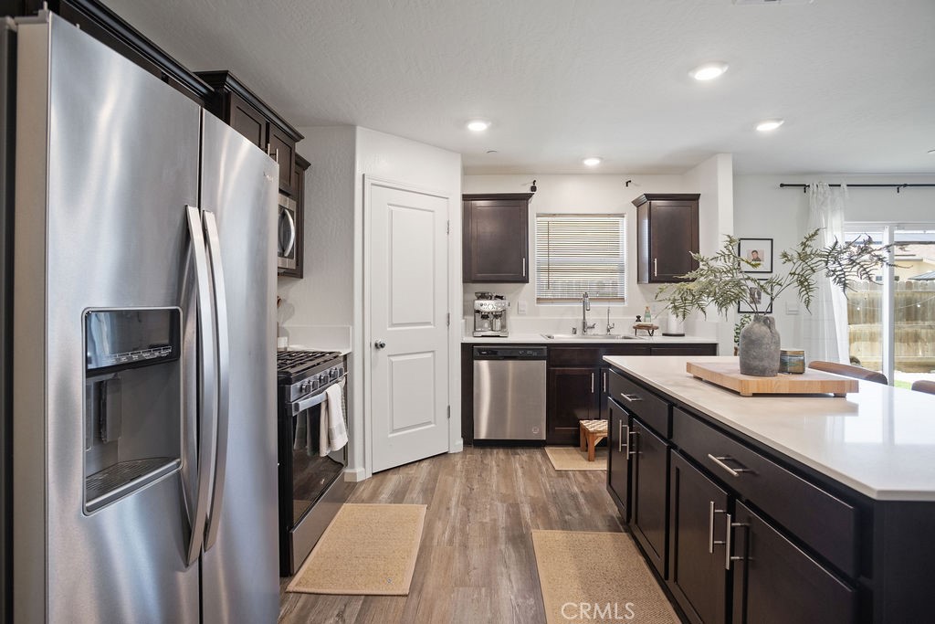 727 Veronica Ct, Merced, CA 95341