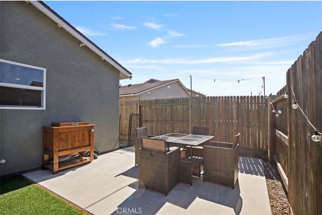 727 Veronica Ct, Merced, CA 95341