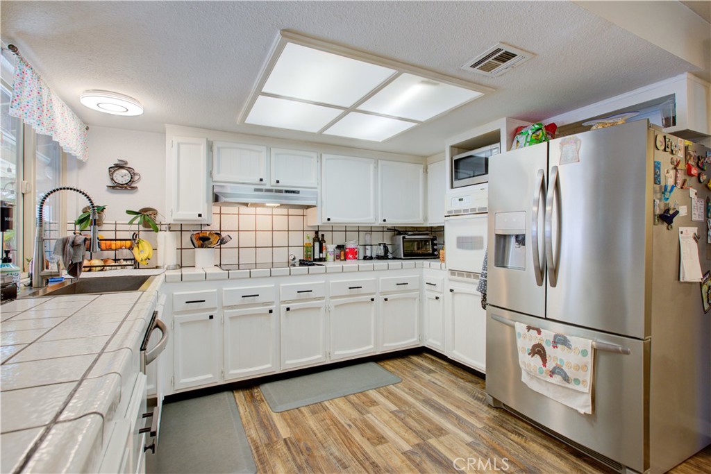 1146 Gregory Ct, Merced, CA 95340