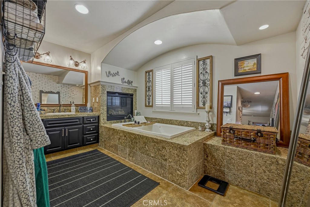 2312 Gaither Ct, Atwater, CA 95301