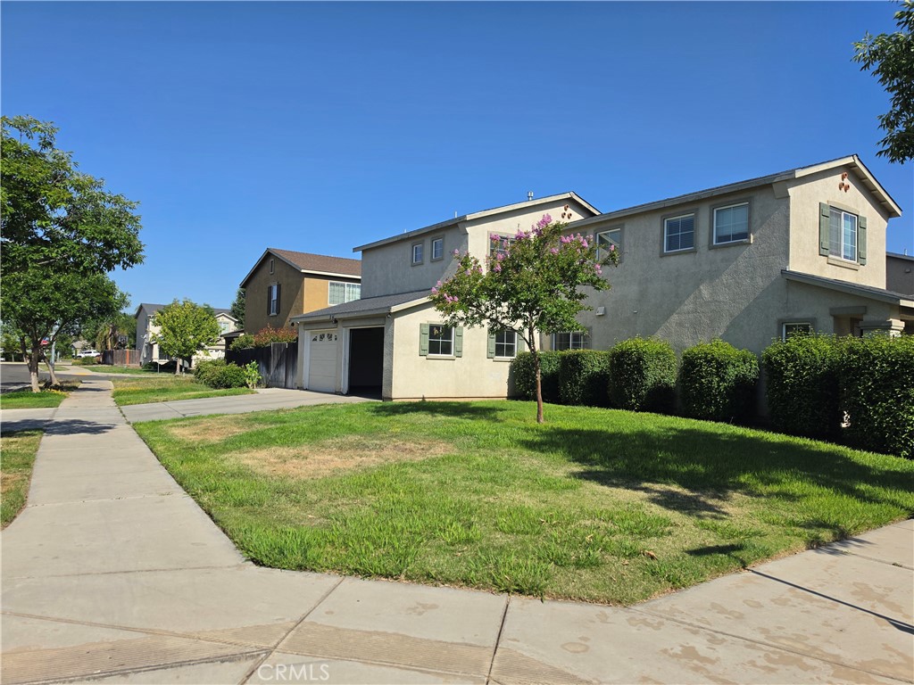4323 Briggs Ln, Merced, CA 95348