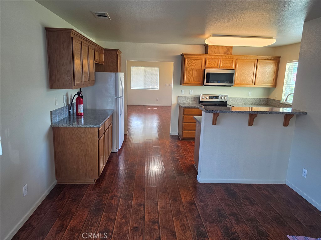 4323 Briggs Ln, Merced, CA 95348