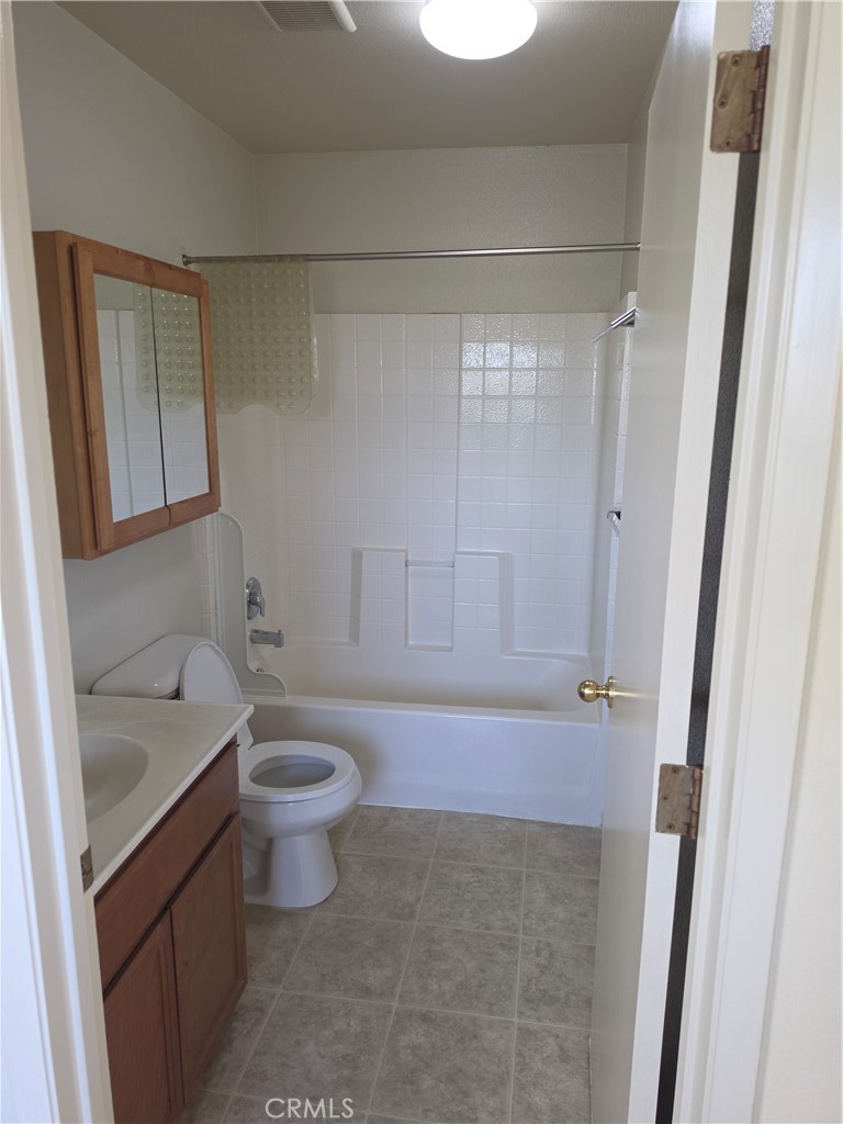 4323 Briggs Ln, Merced, CA 95348