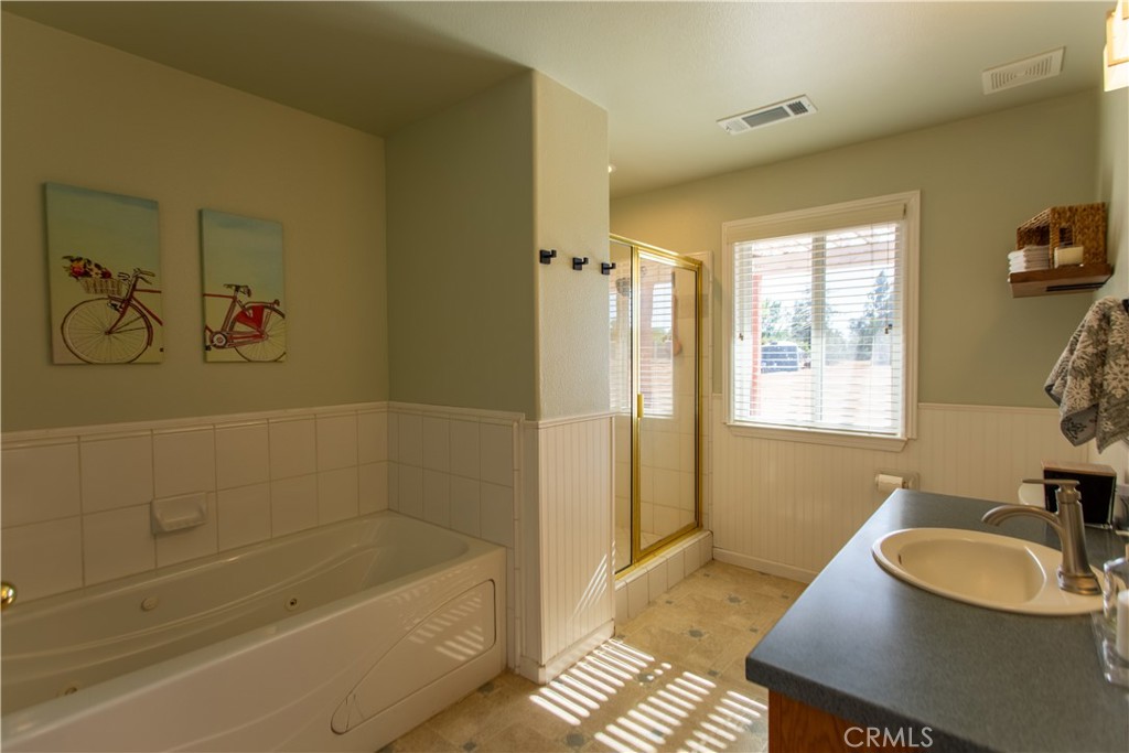 14304 Huntington, Madera, CA 93636