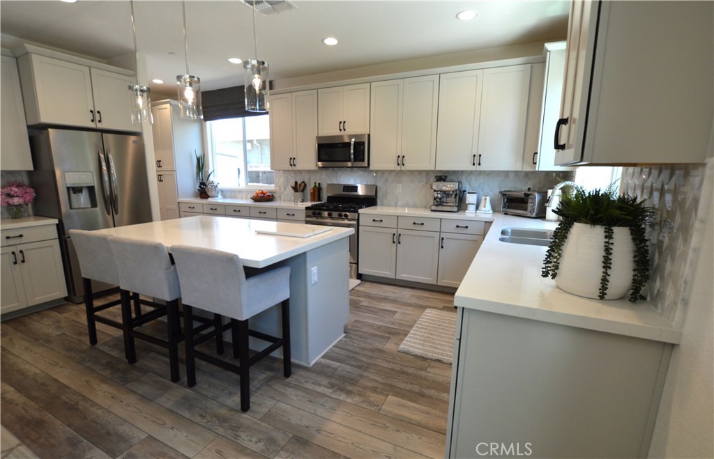 3504 Creekview Ct, Merced, CA 95340