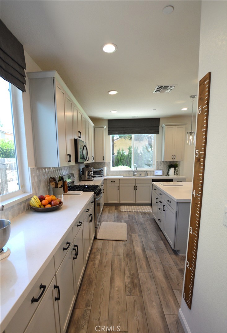 3504 Creekview Ct, Merced, CA 95340