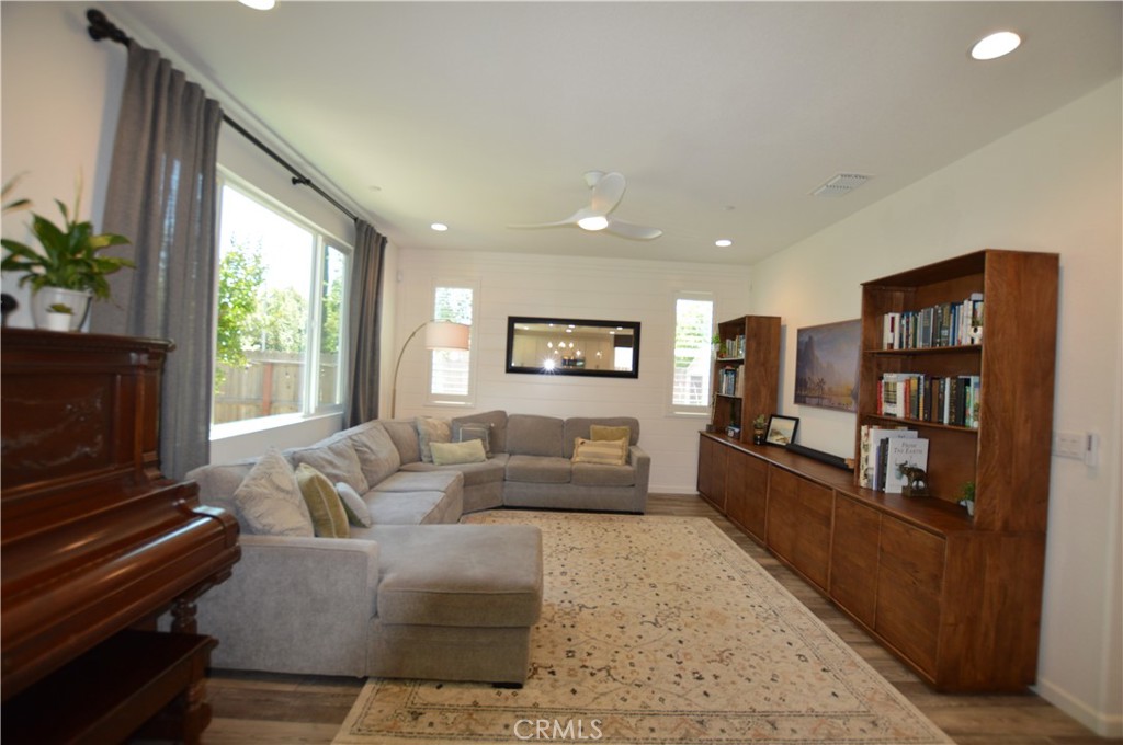 3504 Creekview Ct, Merced, CA 95340