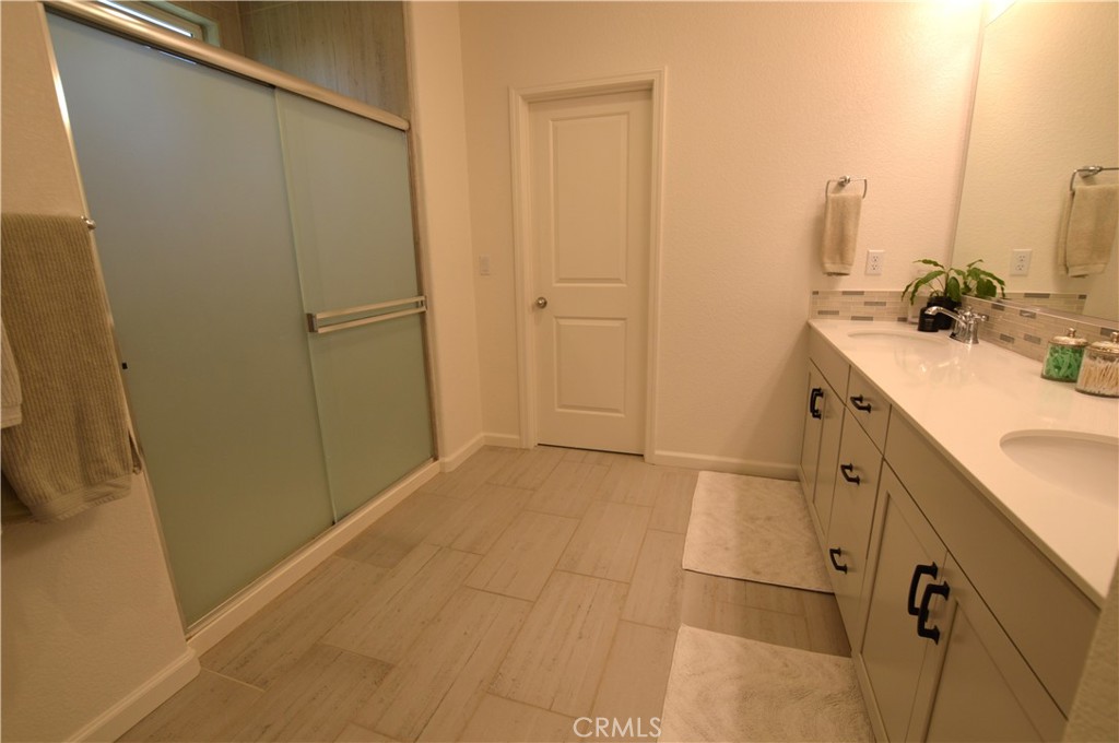 3504 Creekview Ct, Merced, CA 95340
