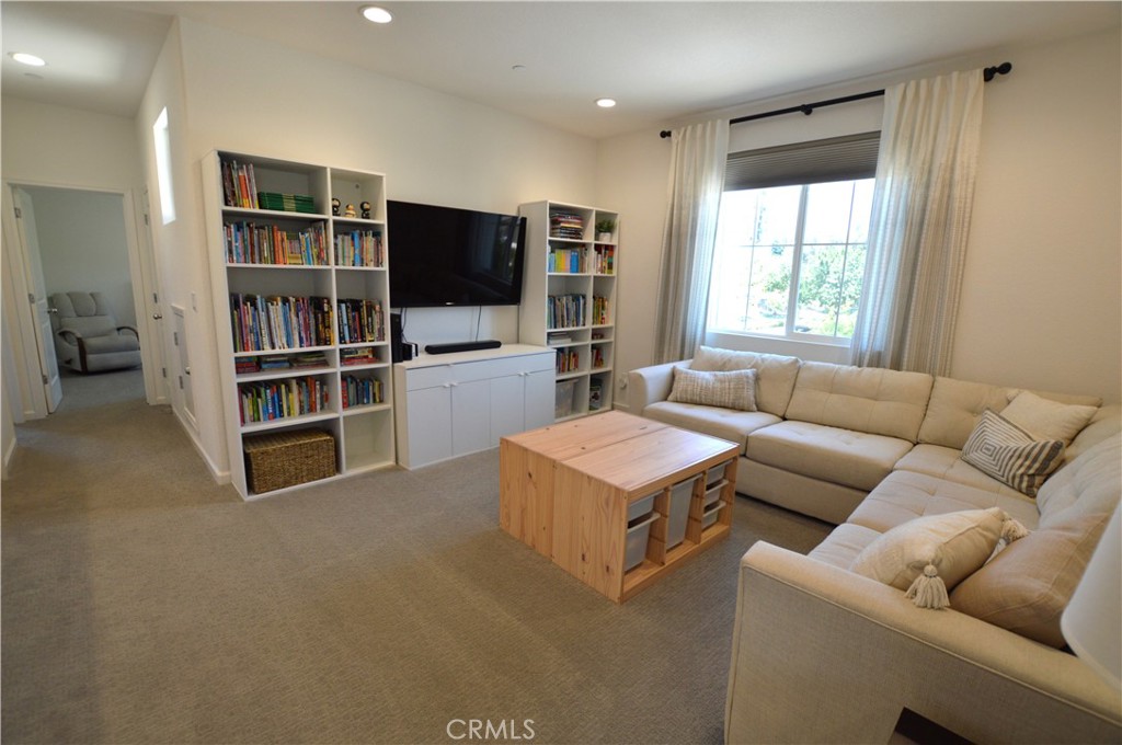 3504 Creekview Ct, Merced, CA 95340