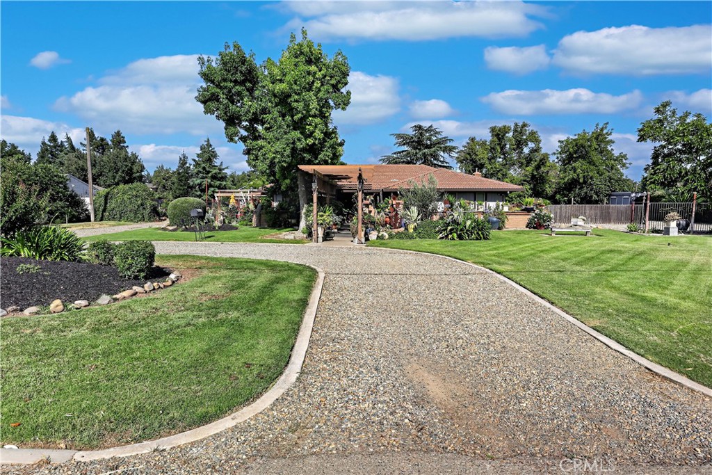3629 N Lake, Merced, CA 95340
