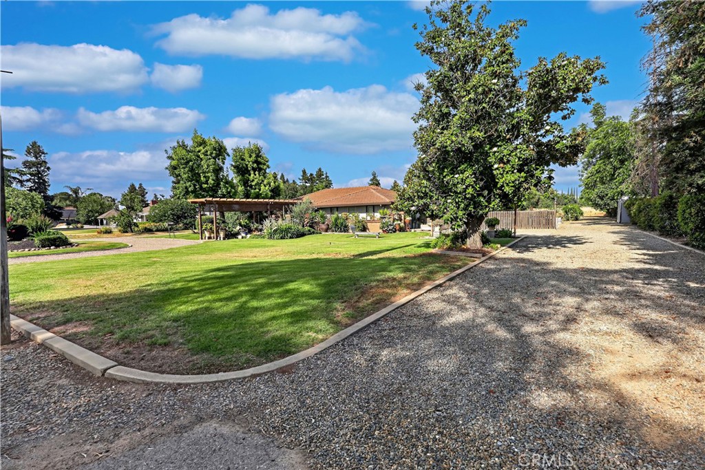 3629 N Lake, Merced, CA 95340