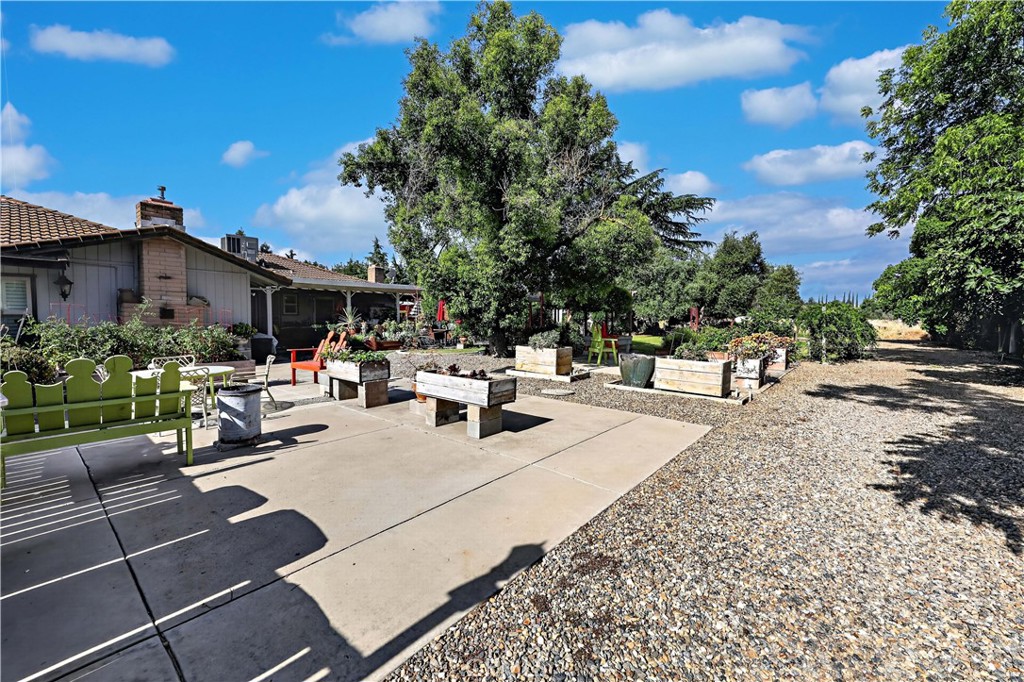 3629 N Lake, Merced, CA 95340