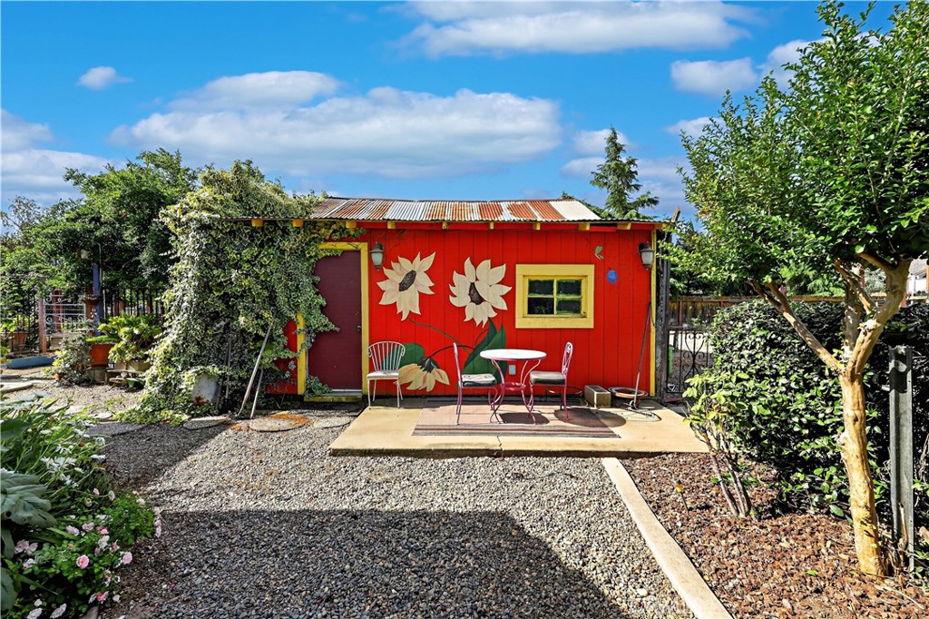 3629 N Lake, Merced, CA 95340