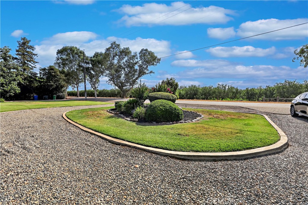 3629 N Lake, Merced, CA 95340