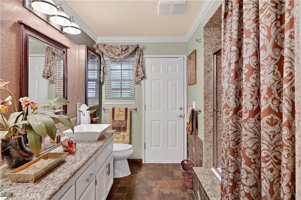 3629 N Lake, Merced, CA 95340
