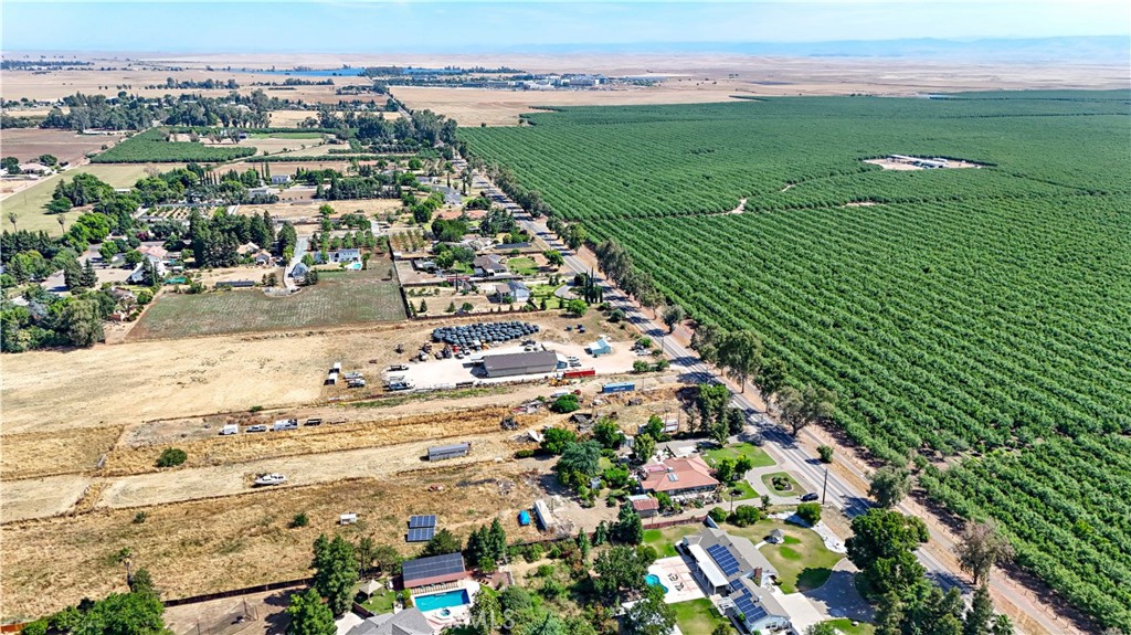 3629 N Lake, Merced, CA 95340