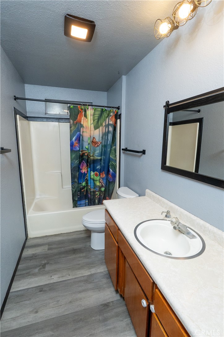 822 E Glenwood, Turlock, CA 95380