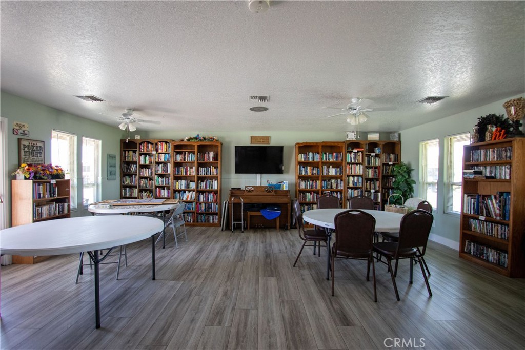 1400 Tully #116, Turlock, CA 95380