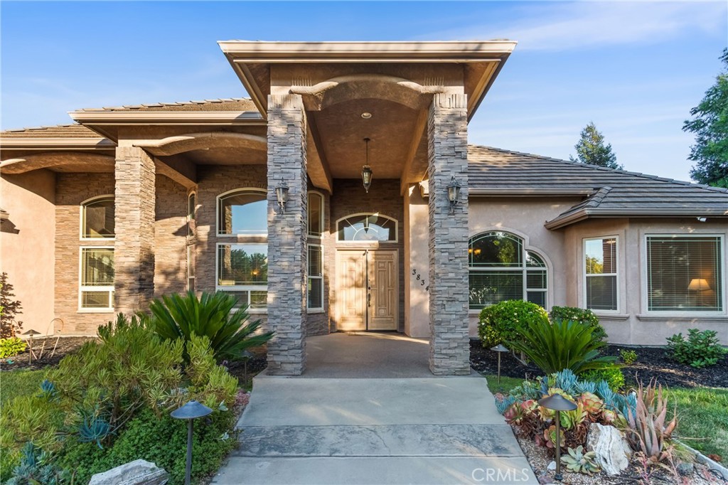 3834 N Golden Bear, Merced, CA 95340