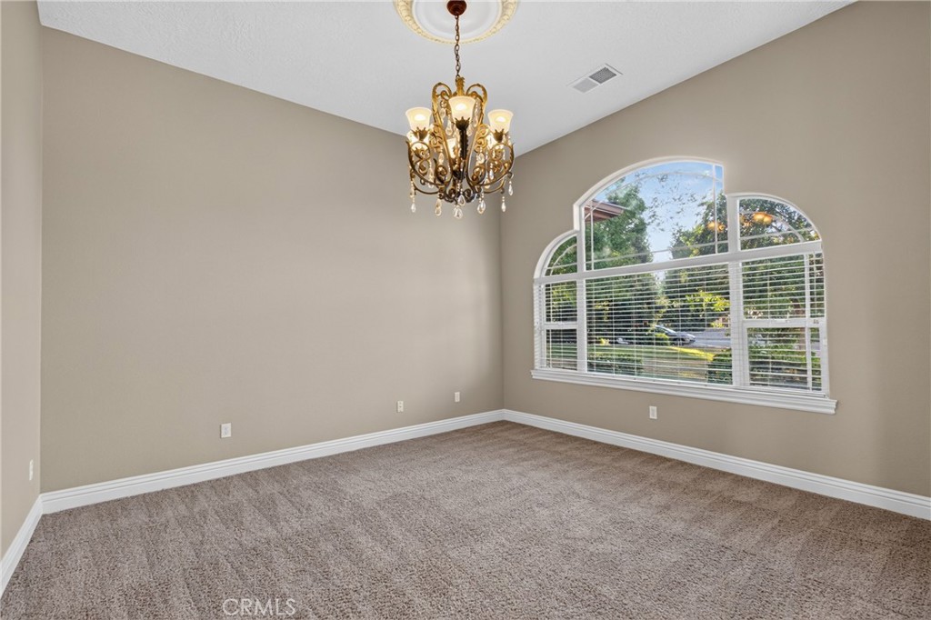 3834 N Golden Bear, Merced, CA 95340