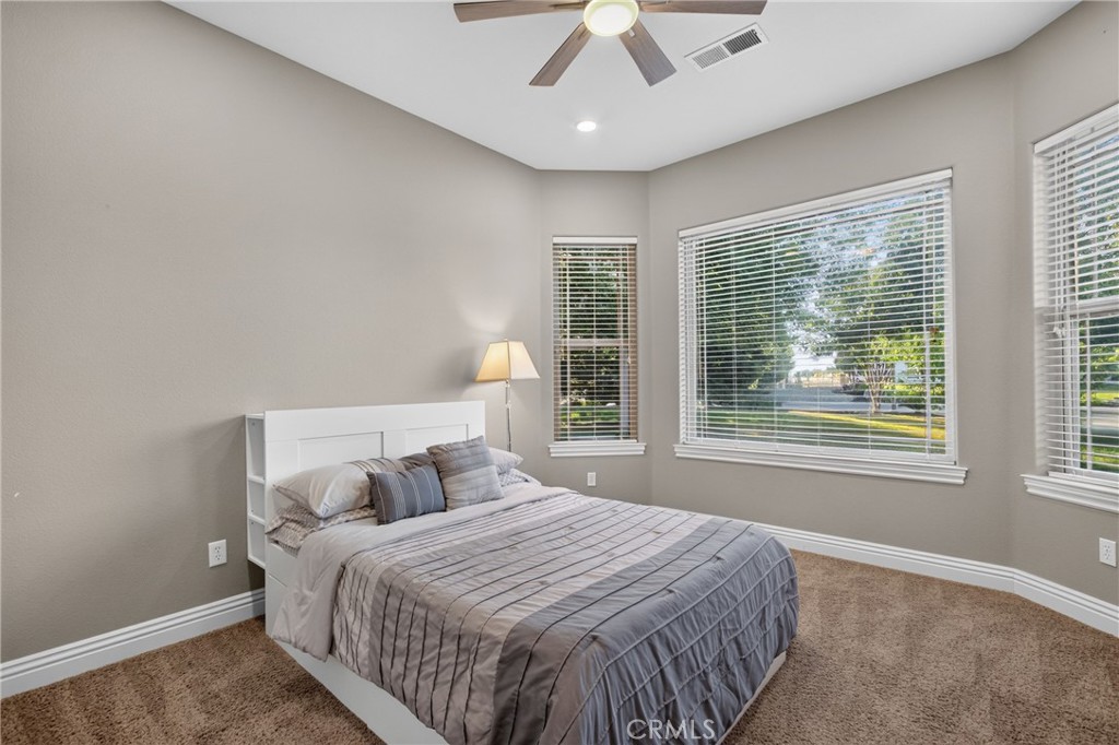 3834 N Golden Bear, Merced, CA 95340