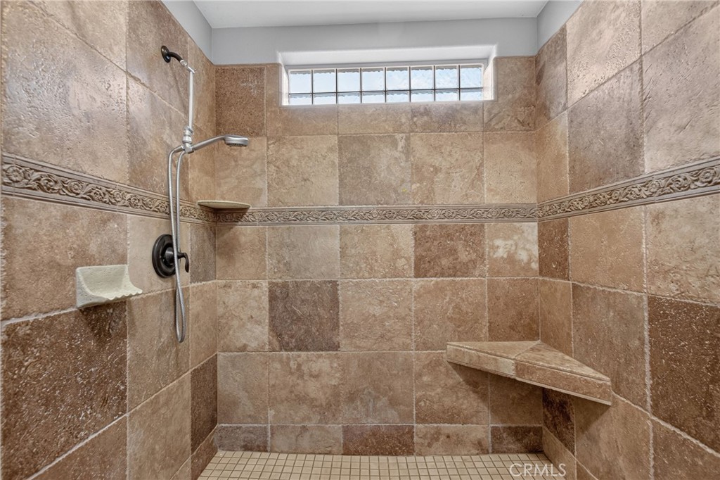 3834 N Golden Bear, Merced, CA 95340