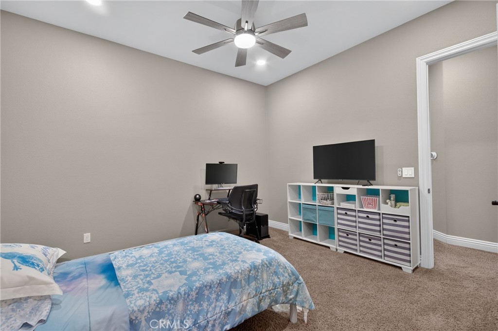 3834 N Golden Bear, Merced, CA 95340