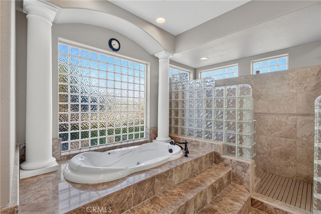 3834 N Golden Bear, Merced, CA 95340