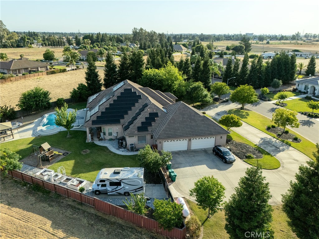 3834 N Golden Bear, Merced, CA 95340