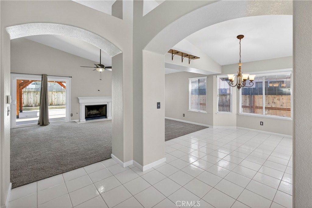 5577 W Paul, Fresno, CA 93722