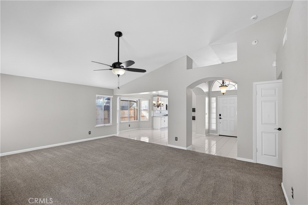5577 W Paul, Fresno, CA 93722