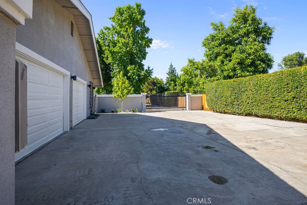 2698 E South Bear Creek, Merced, CA 95340