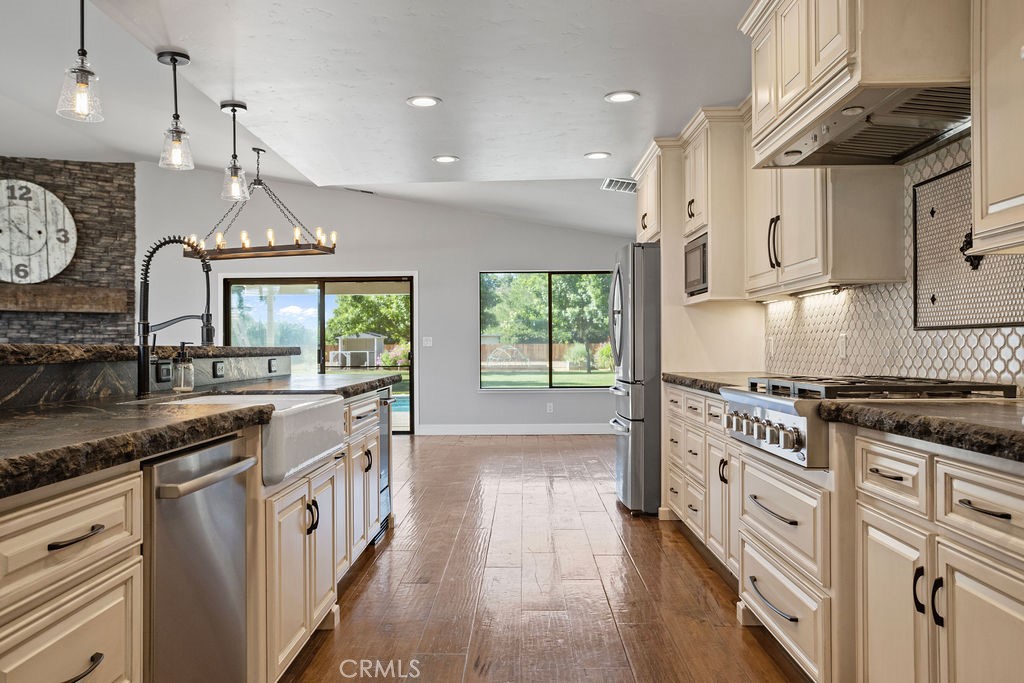 2698 E South Bear Creek, Merced, CA 95340
