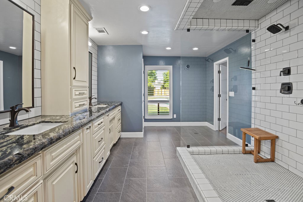 2698 E South Bear Creek, Merced, CA 95340