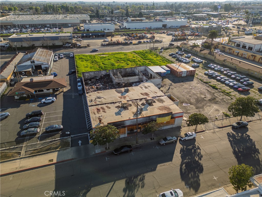 1346 W Main St, Merced, CA 95340