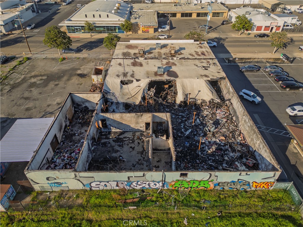 1346 W Main St, Merced, CA 95340
