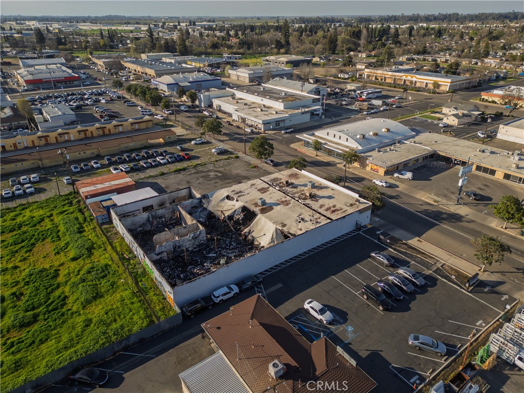 1346 W Main St, Merced, CA 95340