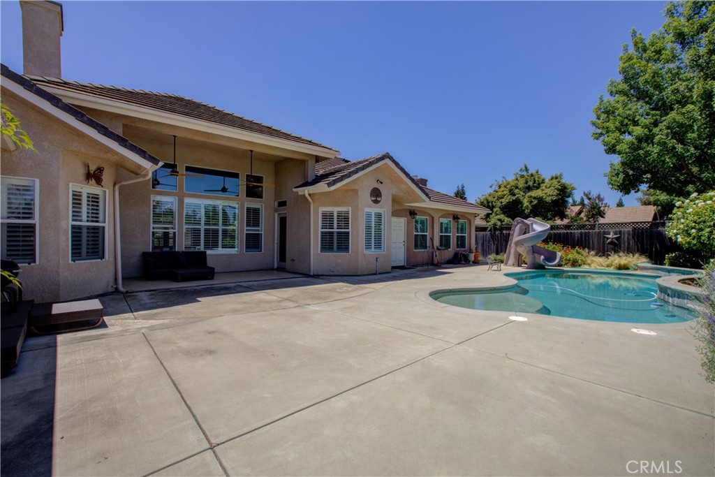 591 Bobolink Ct, Merced, CA 95340