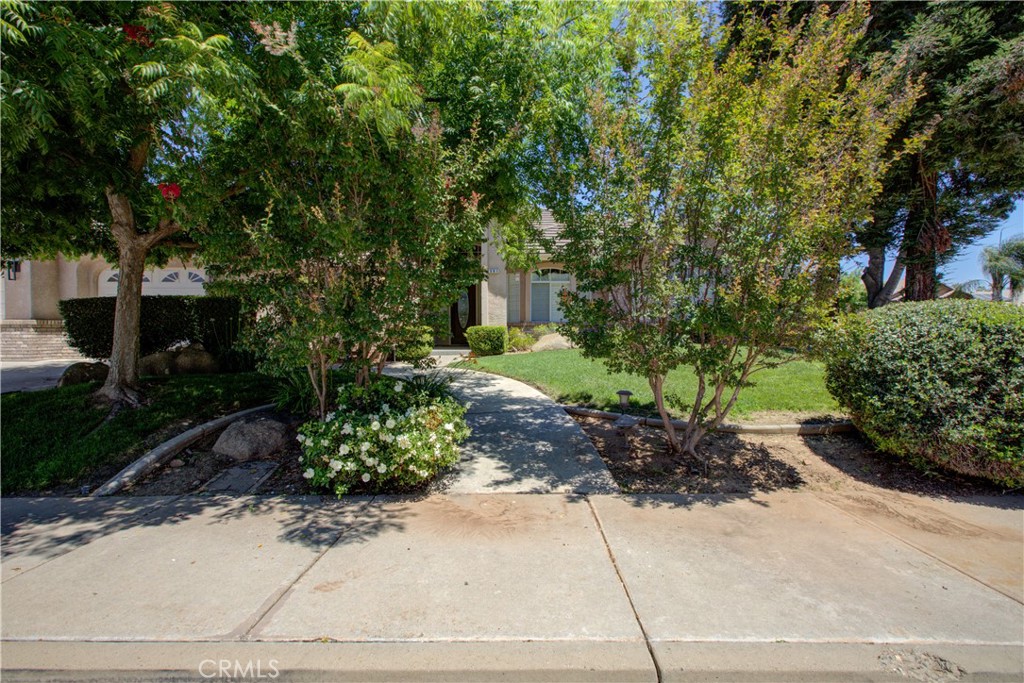 591 Bobolink Ct, Merced, CA 95340
