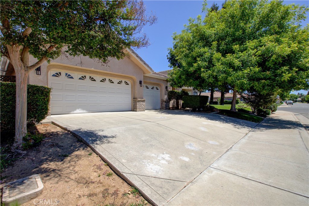 591 Bobolink Ct, Merced, CA 95340