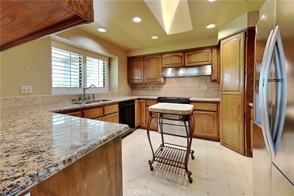 815 Monte Vista, Los Banos, CA 93635